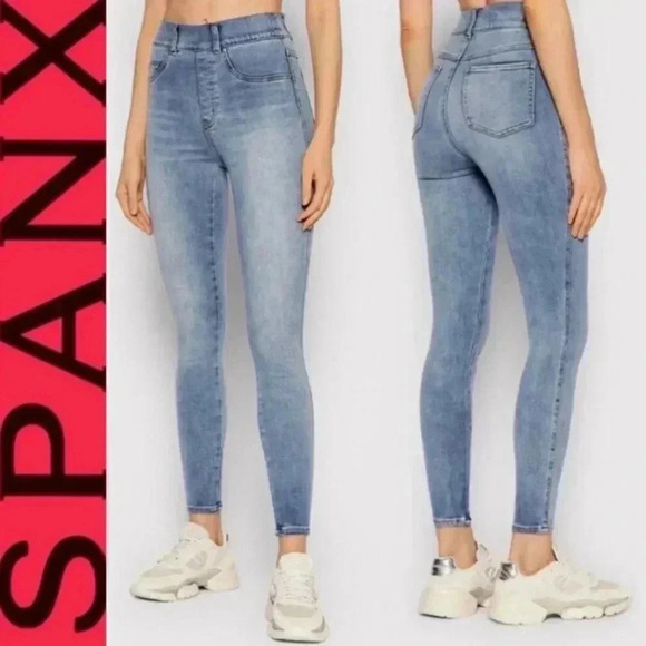 SPANX Ankle Skinny Jeans Light Vintage Wash NWT XS Jeggings - Picture 1 of 8